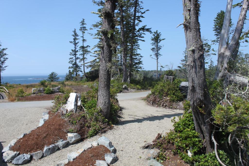 Cygnet Cove Suites Ucluelet Exterior foto